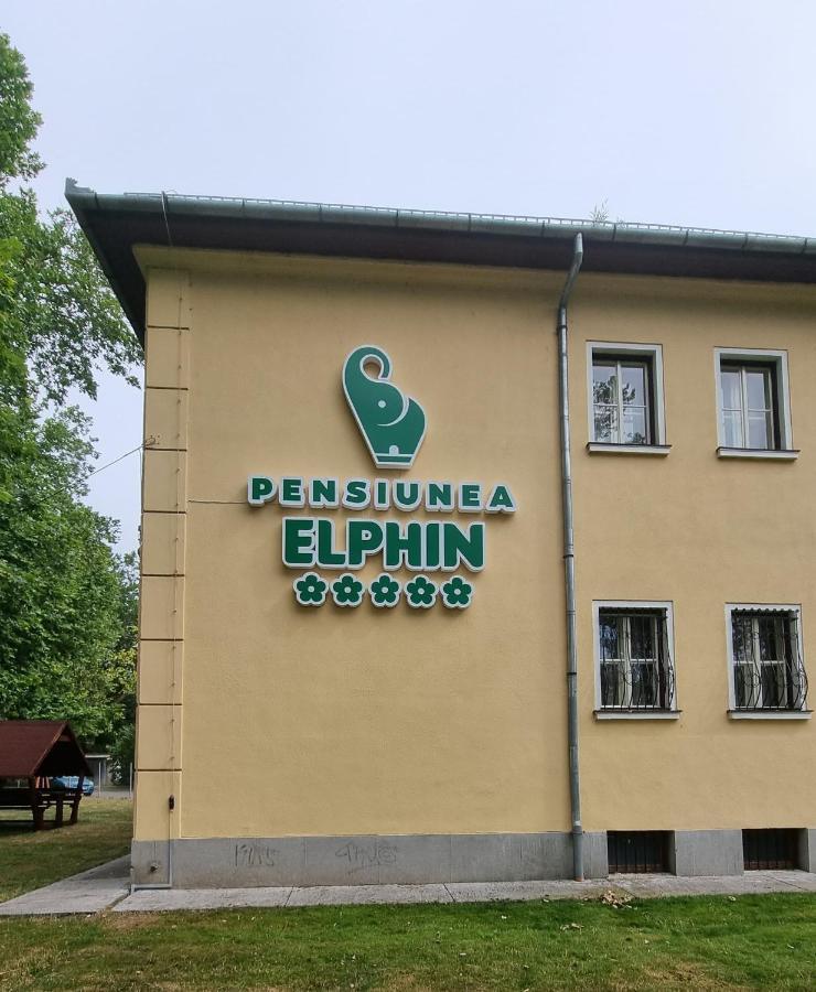Pensiunea Elphin Targu Mures Exterior photo